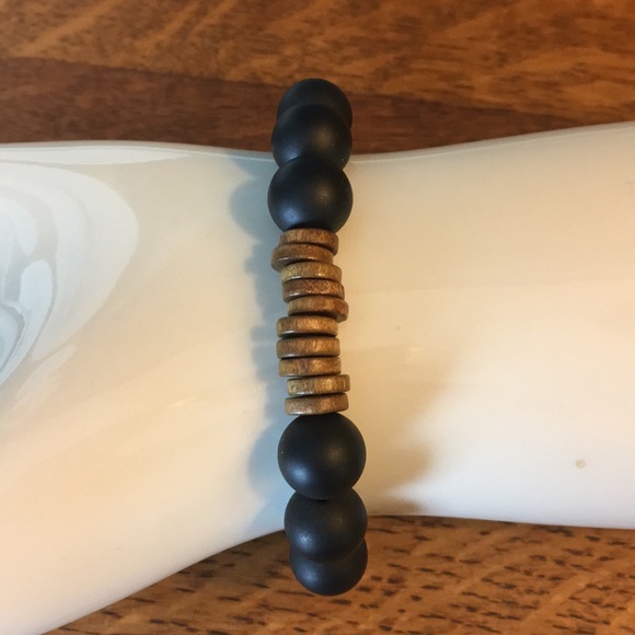 Gents Onyx & Wood Bracelet - Picture 2 of 6